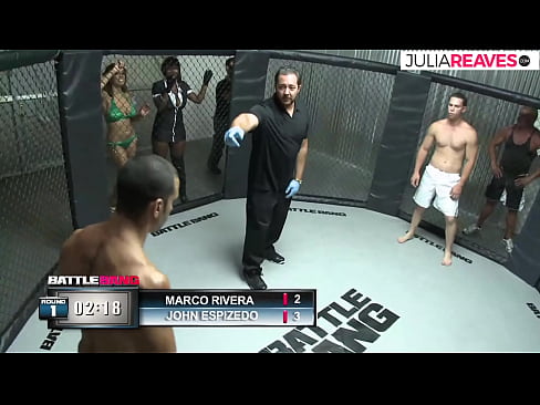 ❤️ Ultimate Fighter akimtosa msichana nambari baada ya pigano ulingoni Ngono ☑